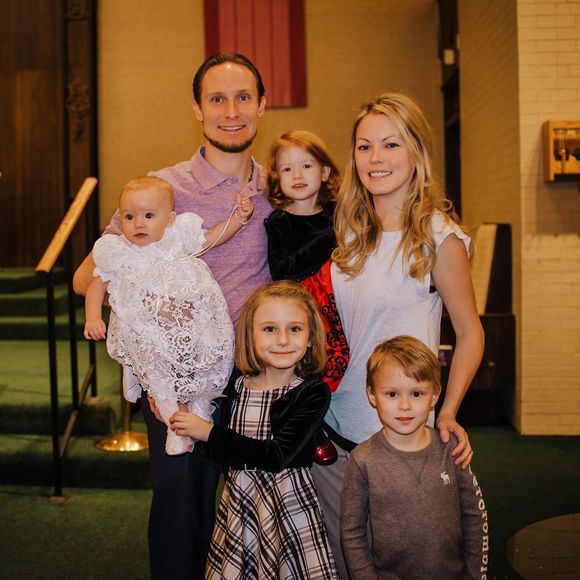 Meet your Posher, Bridget - Picture 1 of 1